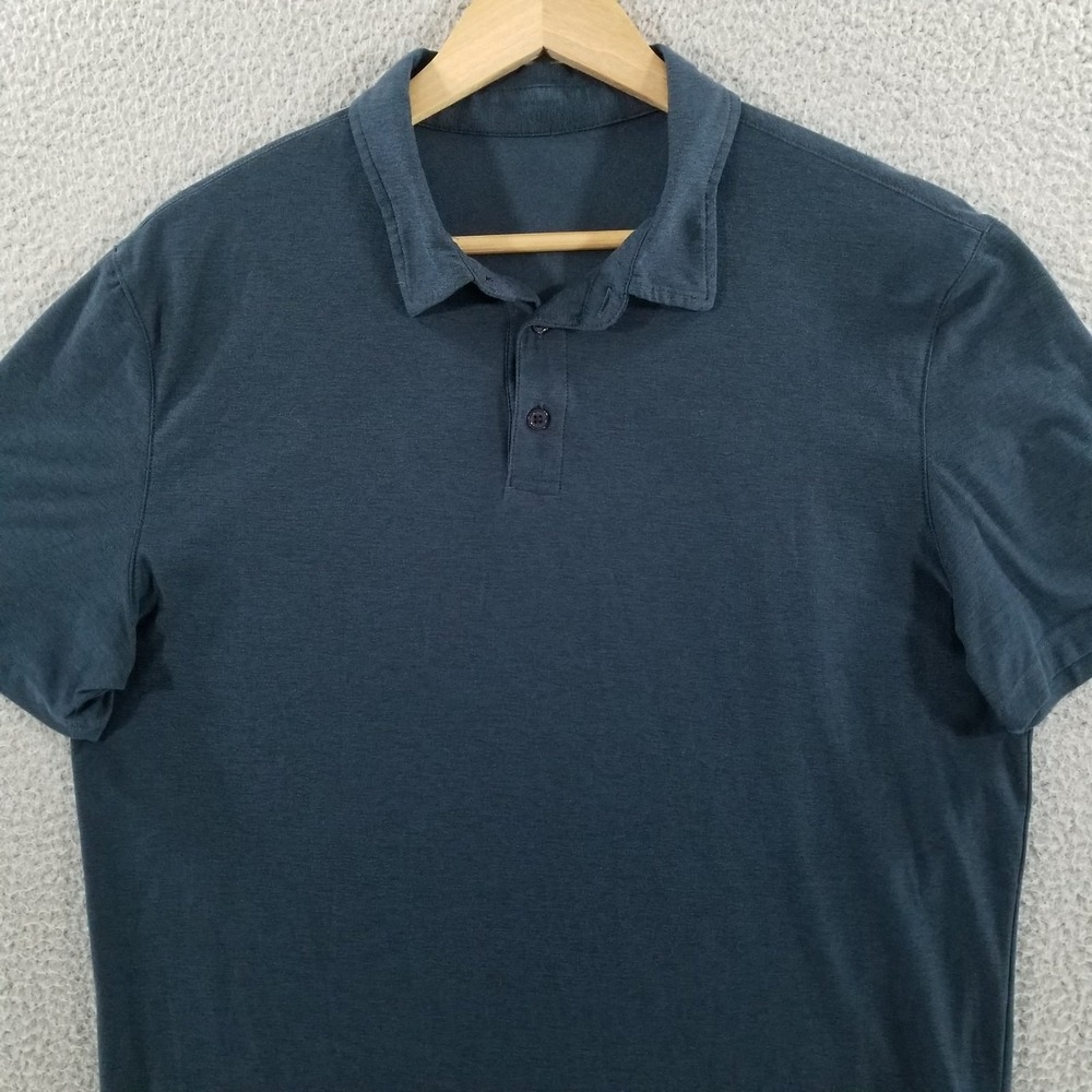 Vuori Polo Shirt Mens Medium Blue Strato Tech Performance Golf Stretch Active